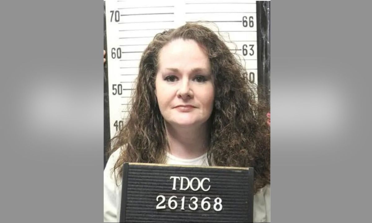Christa Pike's Botched Execution Leaves Her Fighting for Life on Ventilator