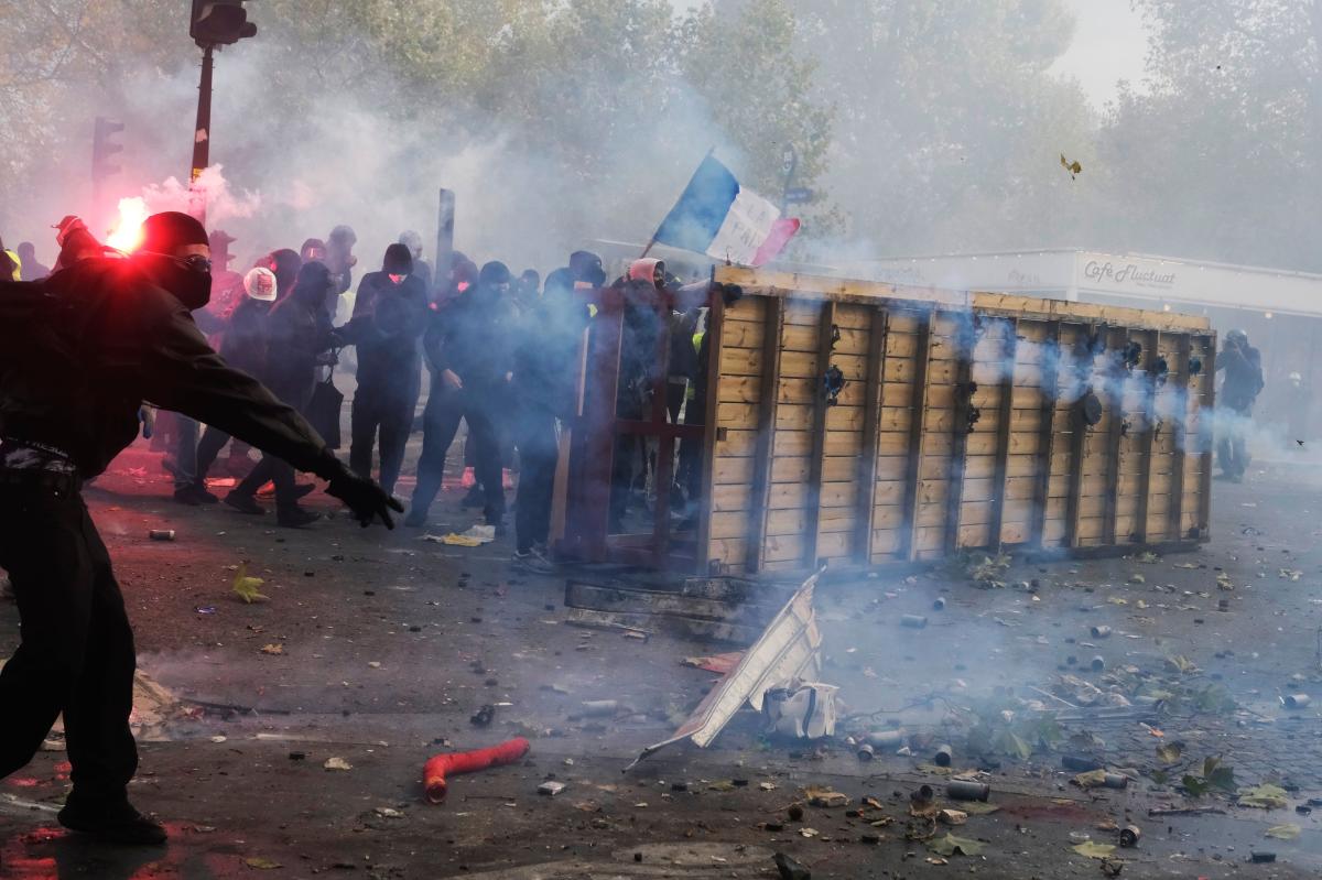 France in Turmoil: Why 1,800 Protester Arrests Are Sparking Outrage