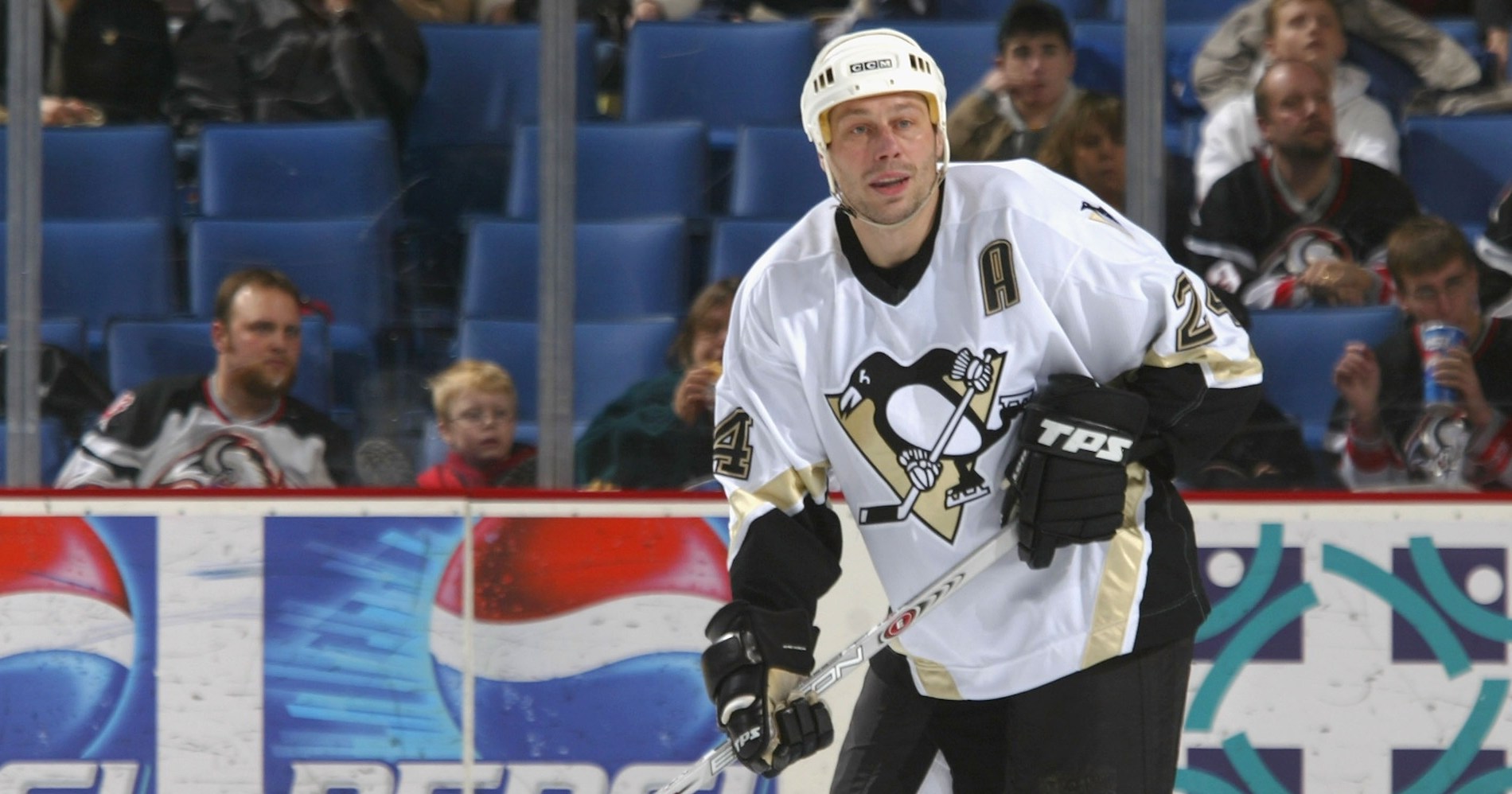 Lyle Odelein's Legacy: The NHL Star Who Defied Odds and Captured Hearts