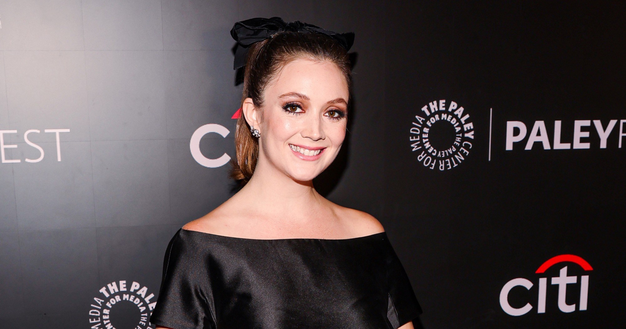 Why Billie Lourd's Bathtub Clue Has 'American Horror Story' Fans Buzzing